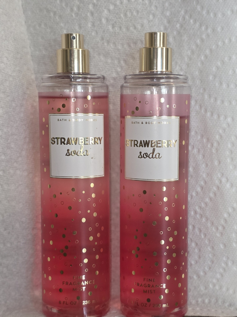 Bath & Body Works Strawberry Soda Fragrance Mist — Pink & Gold Accents